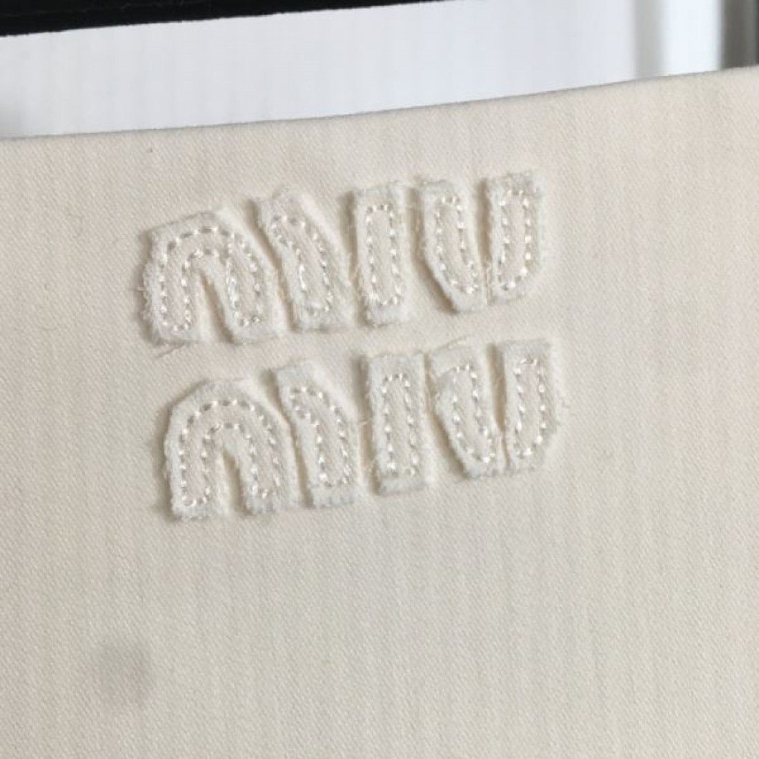今季イチオシ MIU MIU ミュウミュウ コピー スカート 季節感たっぷり