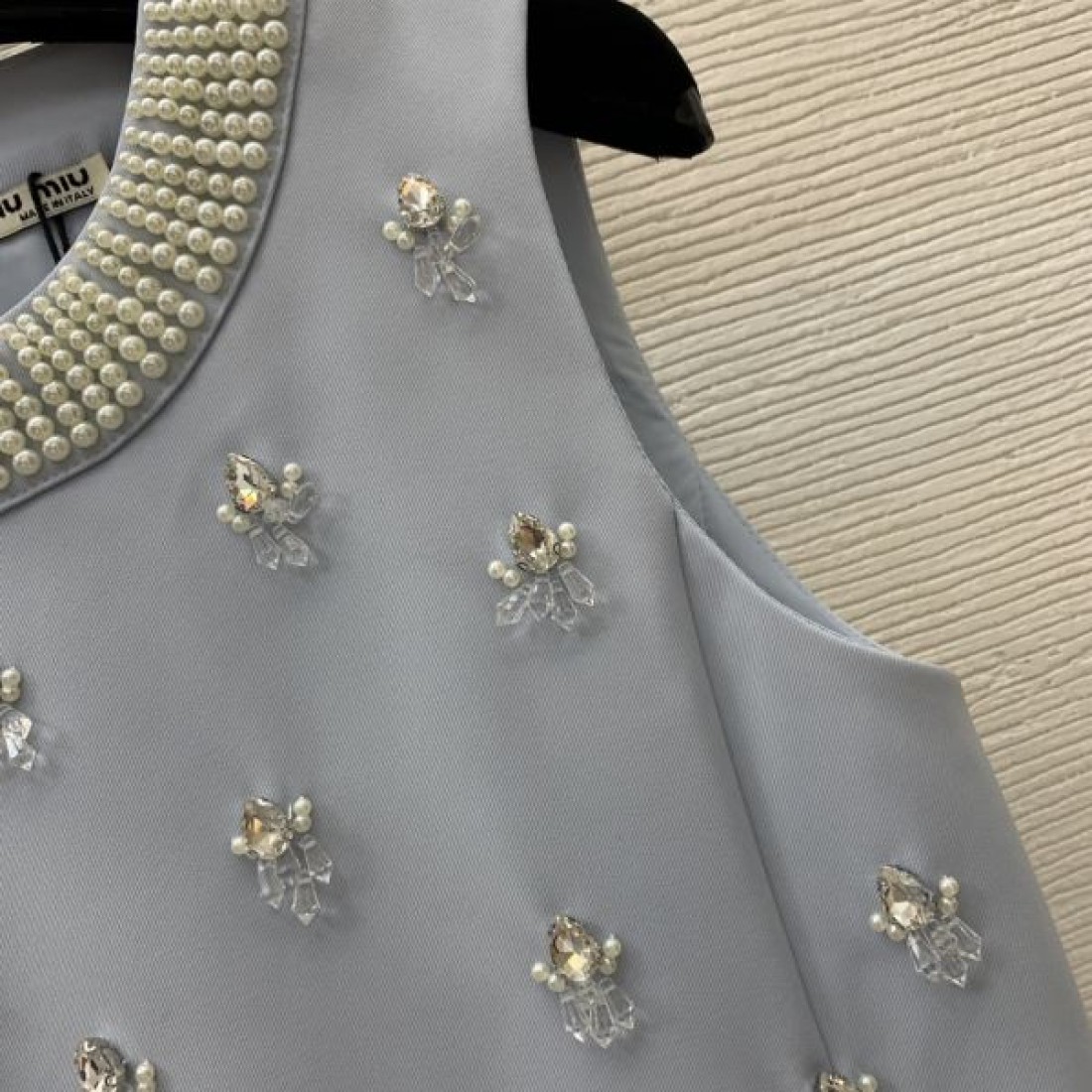  ナチュラルで華やかな MIU MIU ミュウミュウ コピー ワンピース 洗練された佇まい