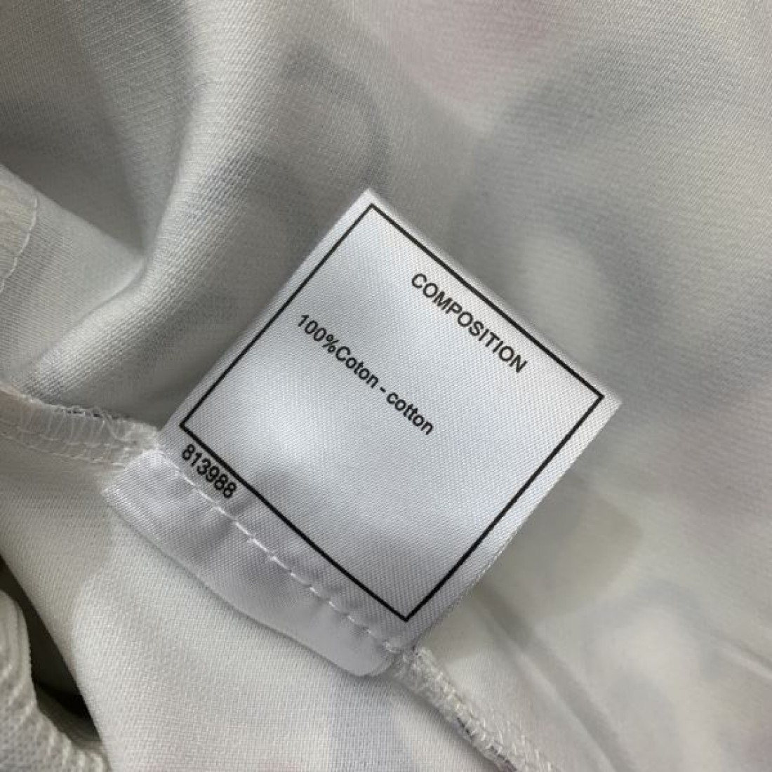 シンプルでエレガントな CHANEL シャネル コピー カジュアルパンツ 上品なデザイン