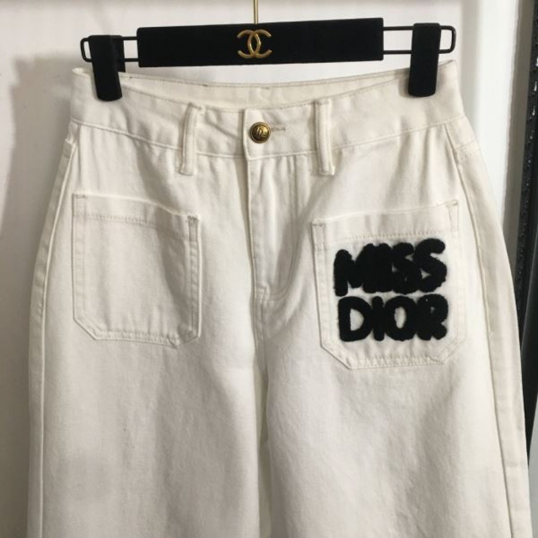 DIOR ディオール コピー ジーパン スタイリッシュで優雅なデザイン