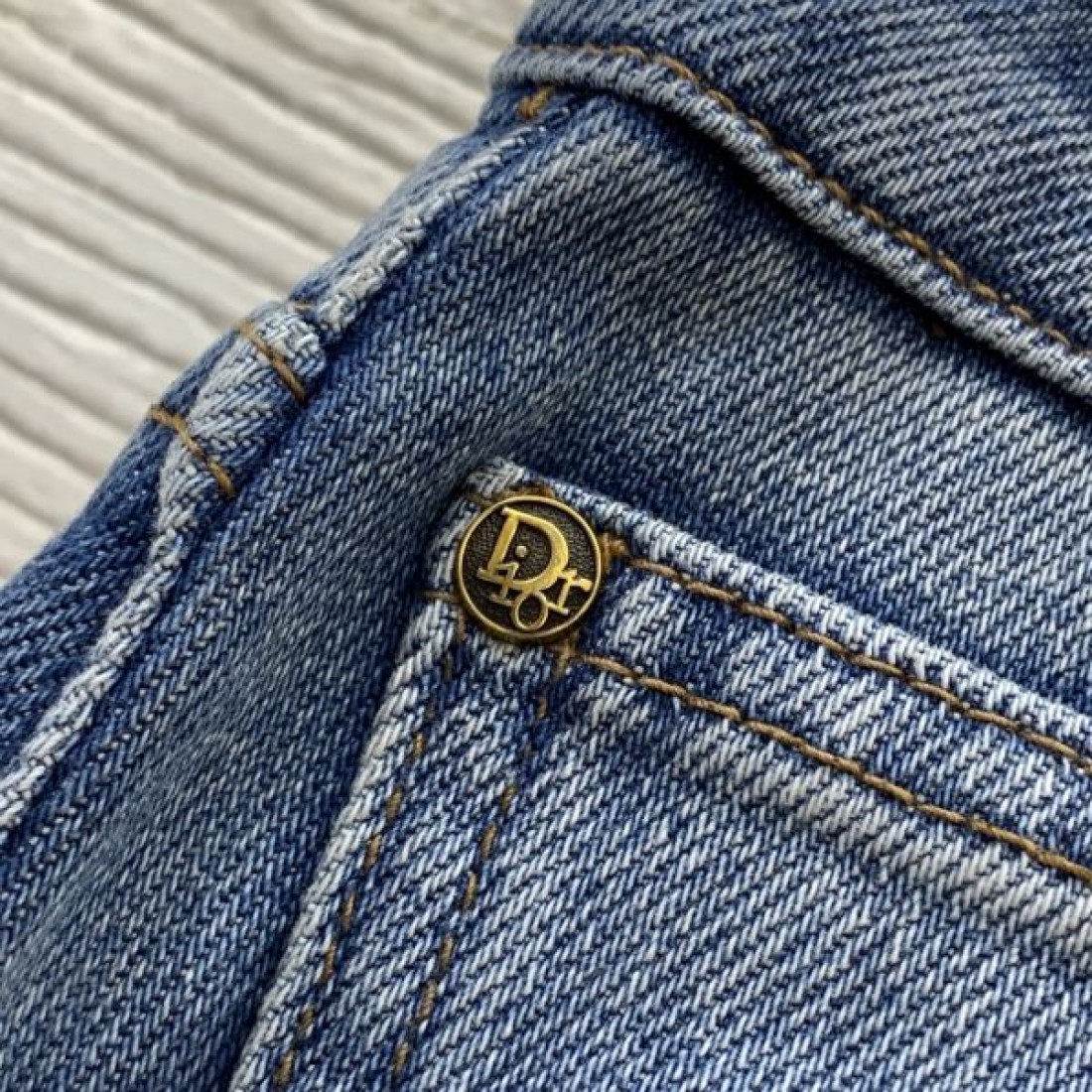 春夏最強のアイテム★CHANEL スーパーコピー デニムパンツ ジーパン 人気製品の推薦