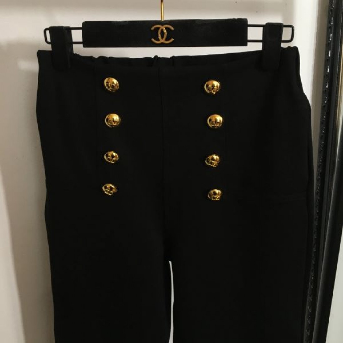  VALENTINO ヴァレンティノ コピー レギンスパンツ スタイリッシュで軽やかな仕上がり