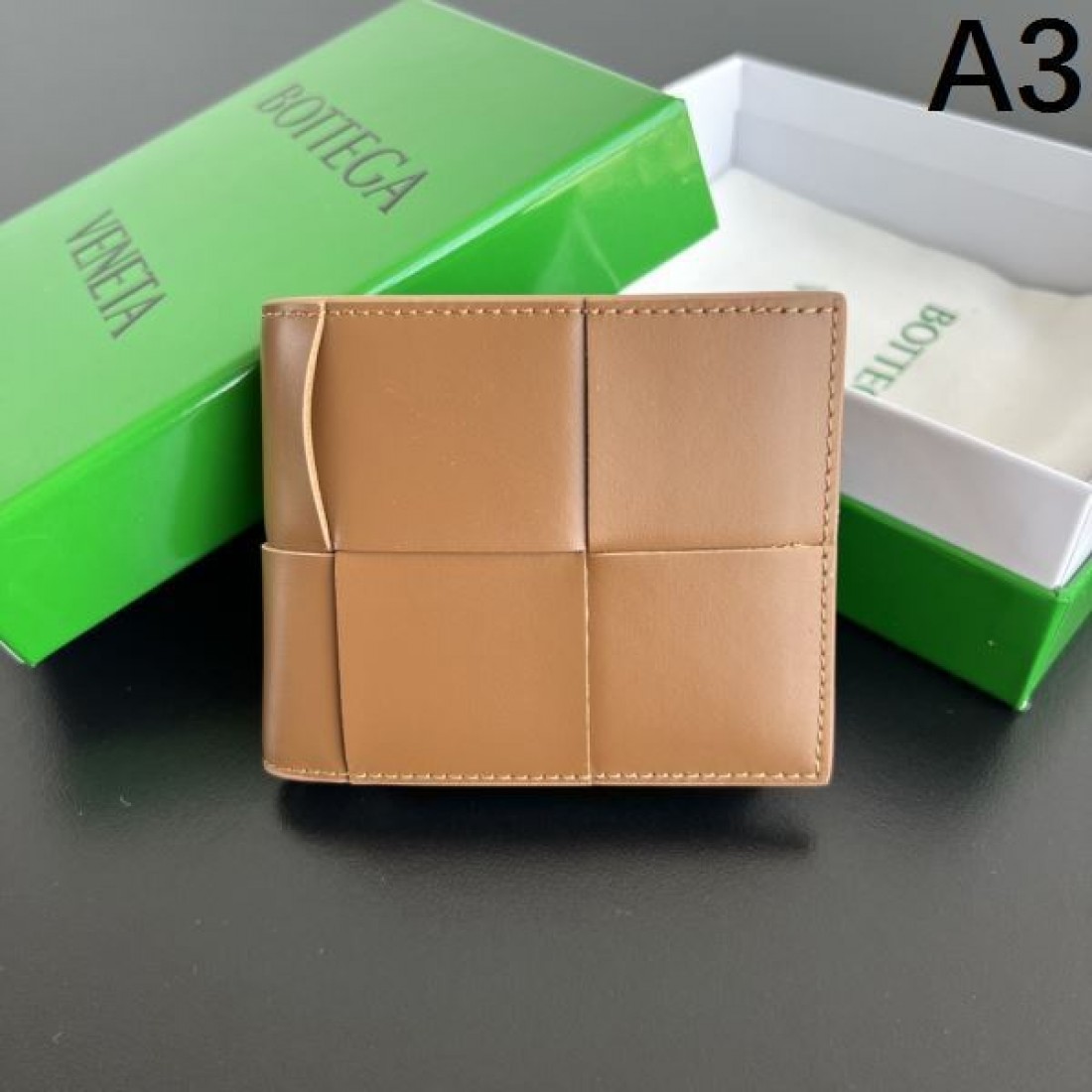 機能美 ボッテガヴェネタ コピー 二つ折り財布 BOTTEGA VENETA 話題の逸品