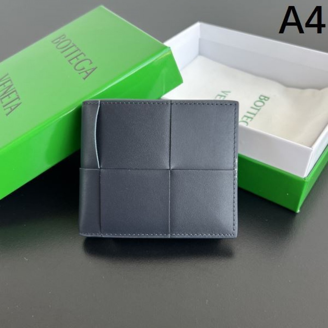 機能美 ボッテガヴェネタ コピー 二つ折り財布 BOTTEGA VENETA 話題の逸品