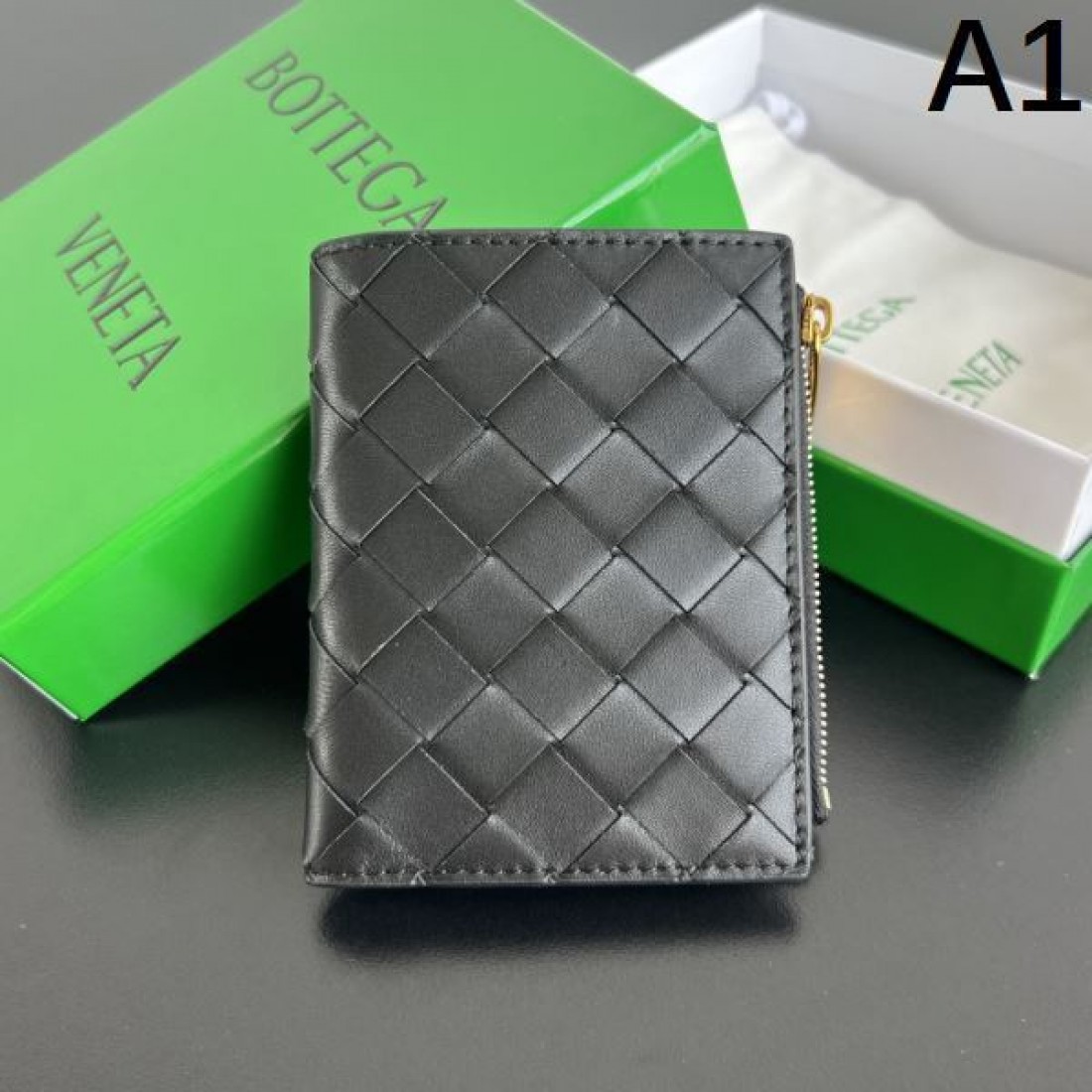 軽やかでフェミニンな BOTTEGA VENETA ボッテガヴェネタ コピー コインバッグ