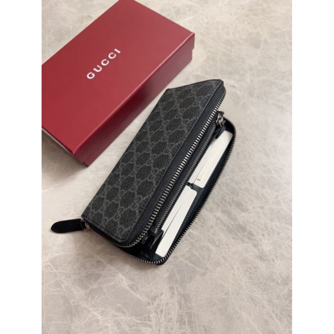 お洒落さん必携 GUCCI グッチ コピー 長財布 自分へのご褒美に