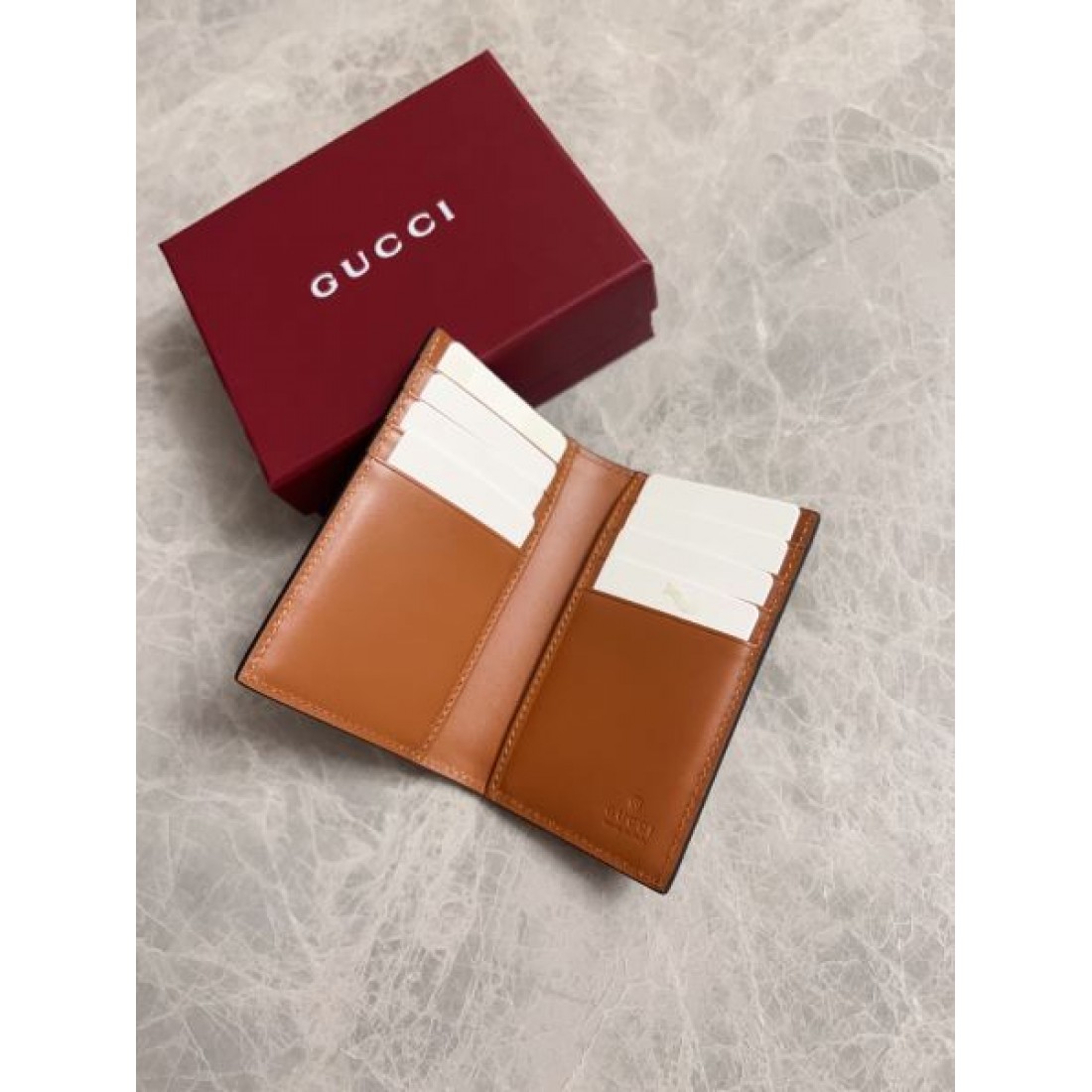GUCCI グッチ コピー カードケース スマートで高機能な 洗練された一品