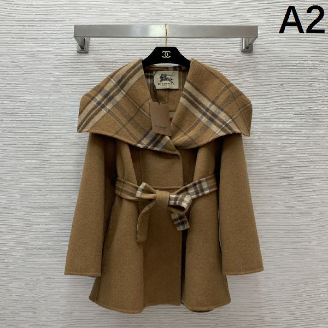 シックで上質な BURBERRY バーバリー スーパー コピー コート 気品漂うデザイン