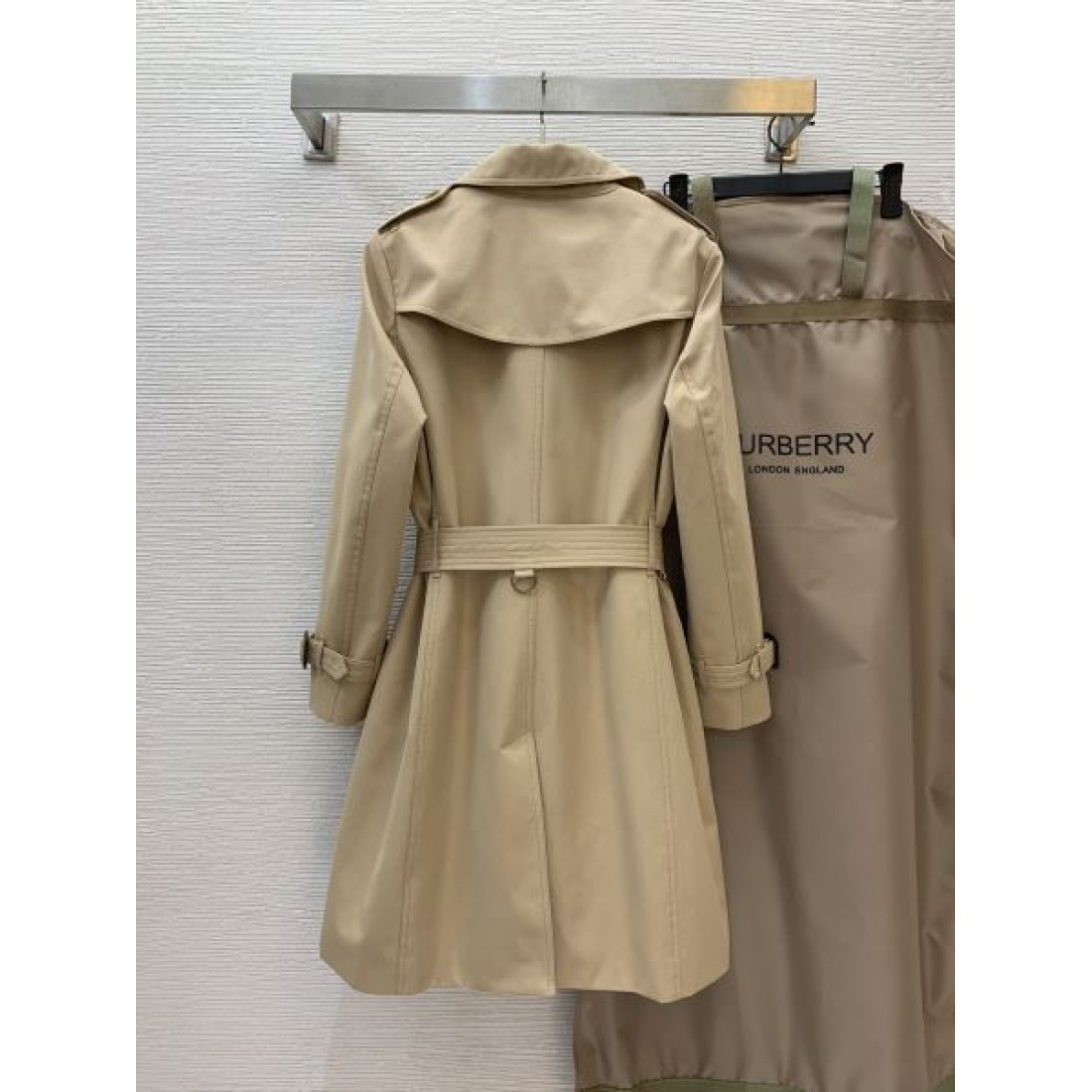 存在感抜群の 洗練された バーバリー スーパー コピー トレンチコート BURBERRY