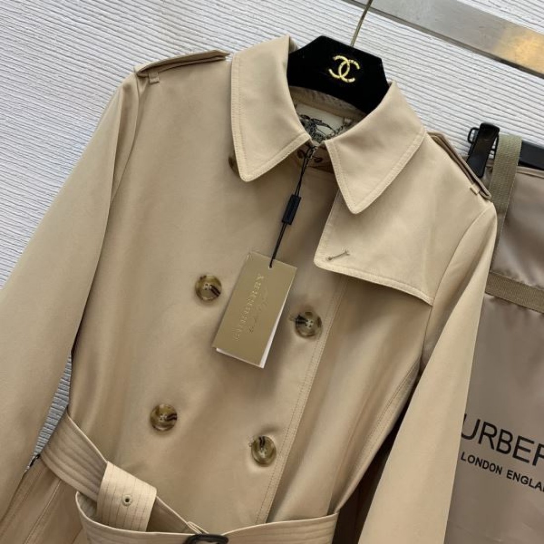 存在感抜群の 洗練された バーバリー スーパー コピー トレンチコート BURBERRY