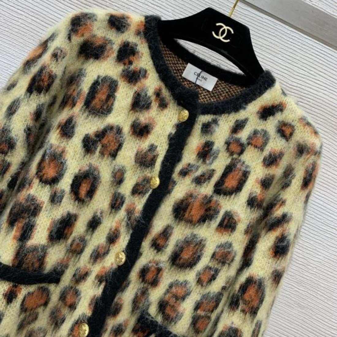 CELINE 洗練された温もり セリーヌ スーパー コピー ニットカーディガン しなやかな着心地