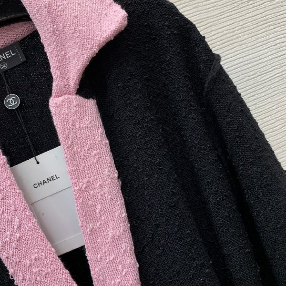 その場で注目の的 CHANEL シャネル コピー コート 豪華なディテール