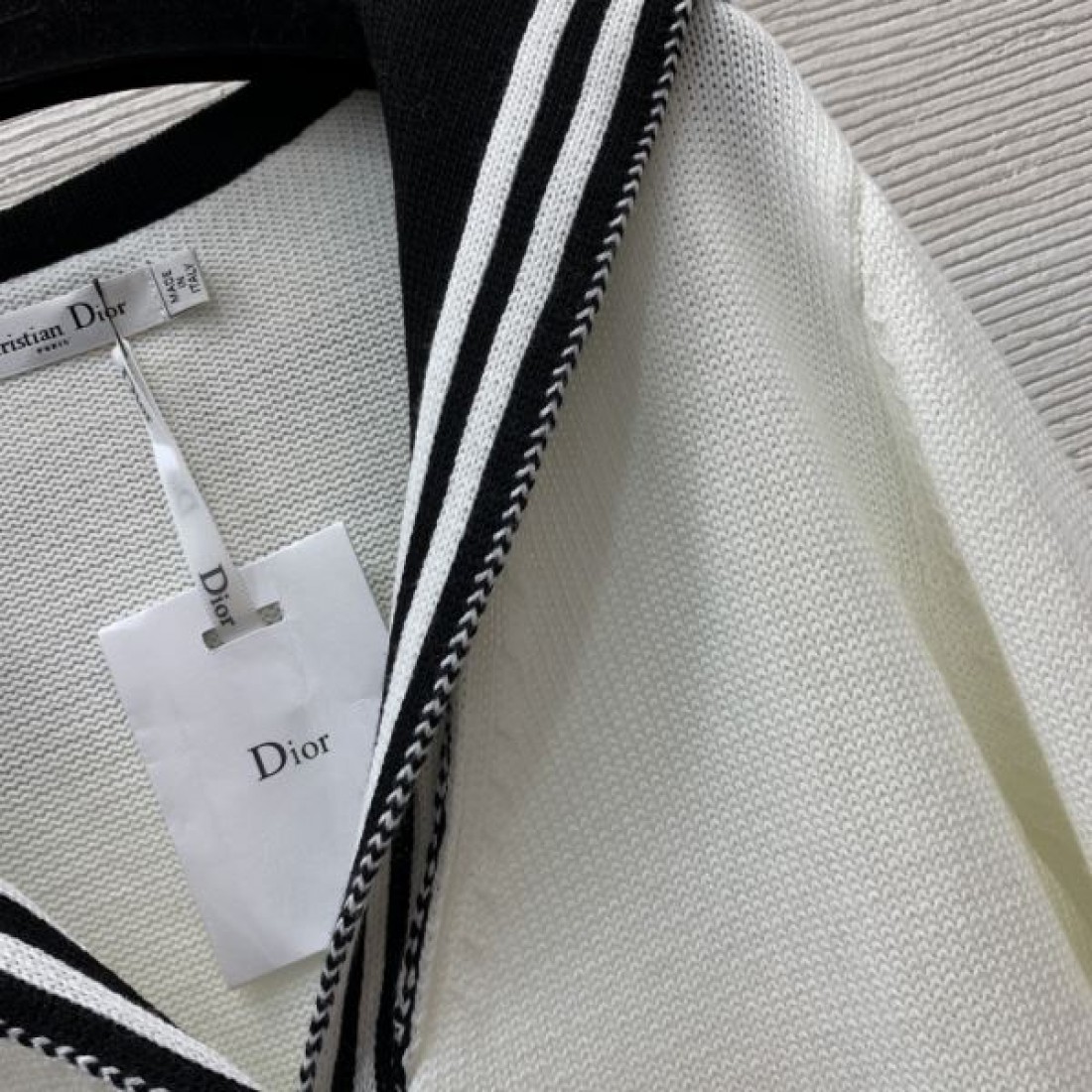 柔らかく上質な質感 DIOR ディオール スーパーコピー ニットカーディガン