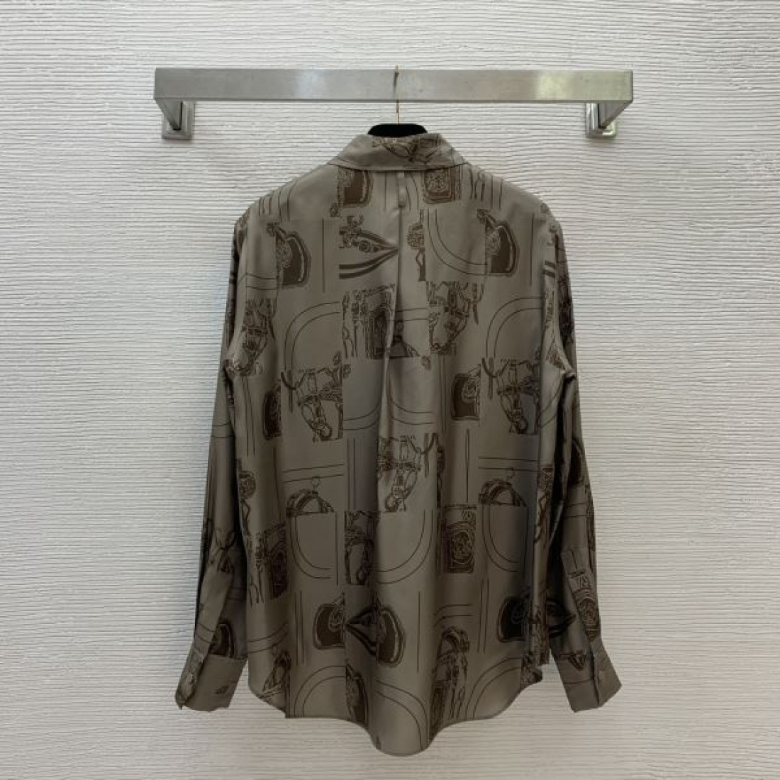 GUCCI スーパーコピー 上下セット グッチ 洗練とスマートさを兼ね備えた一枚