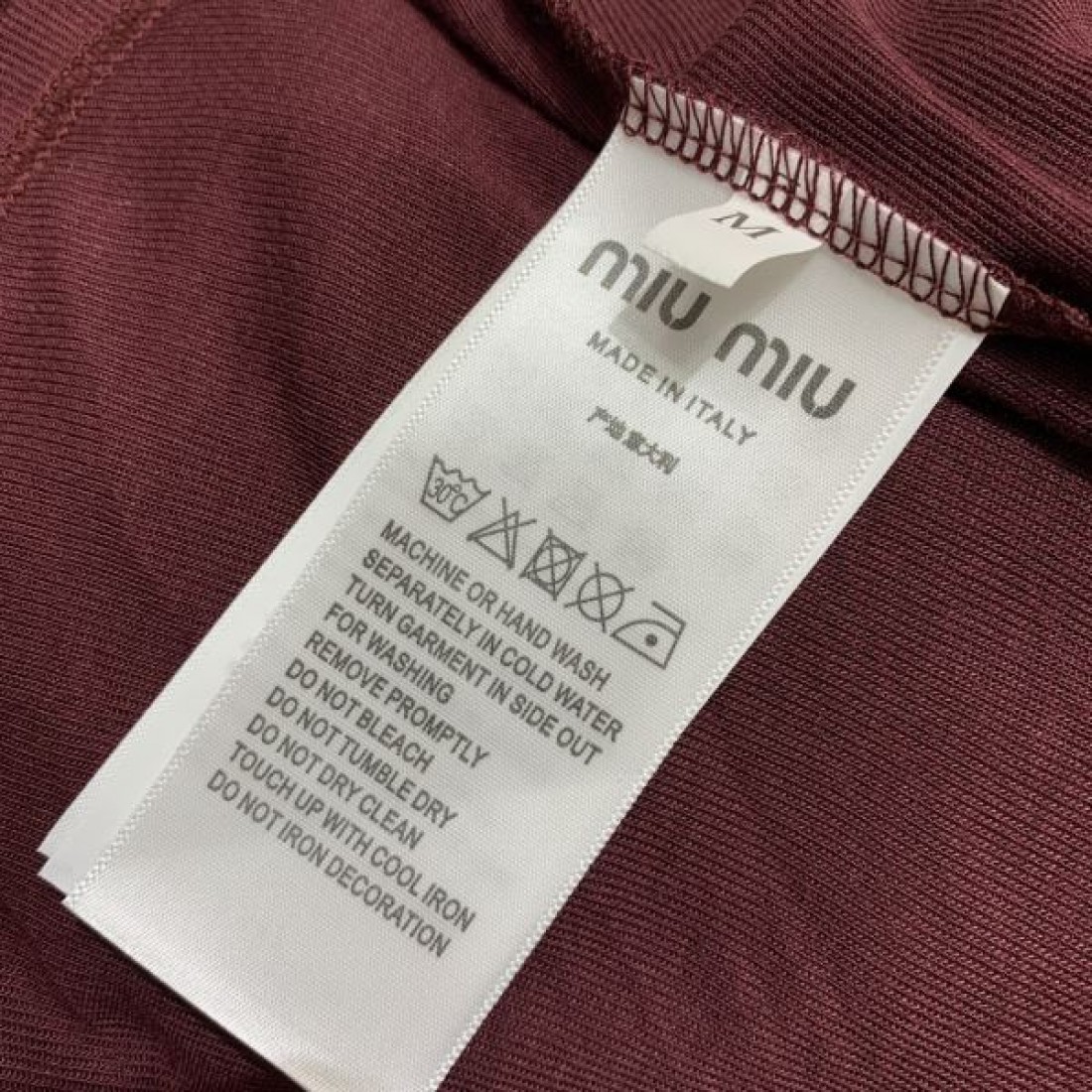 MIU MIU コピー インナー ミュウミュウ 上品かつナチュラルな風合い