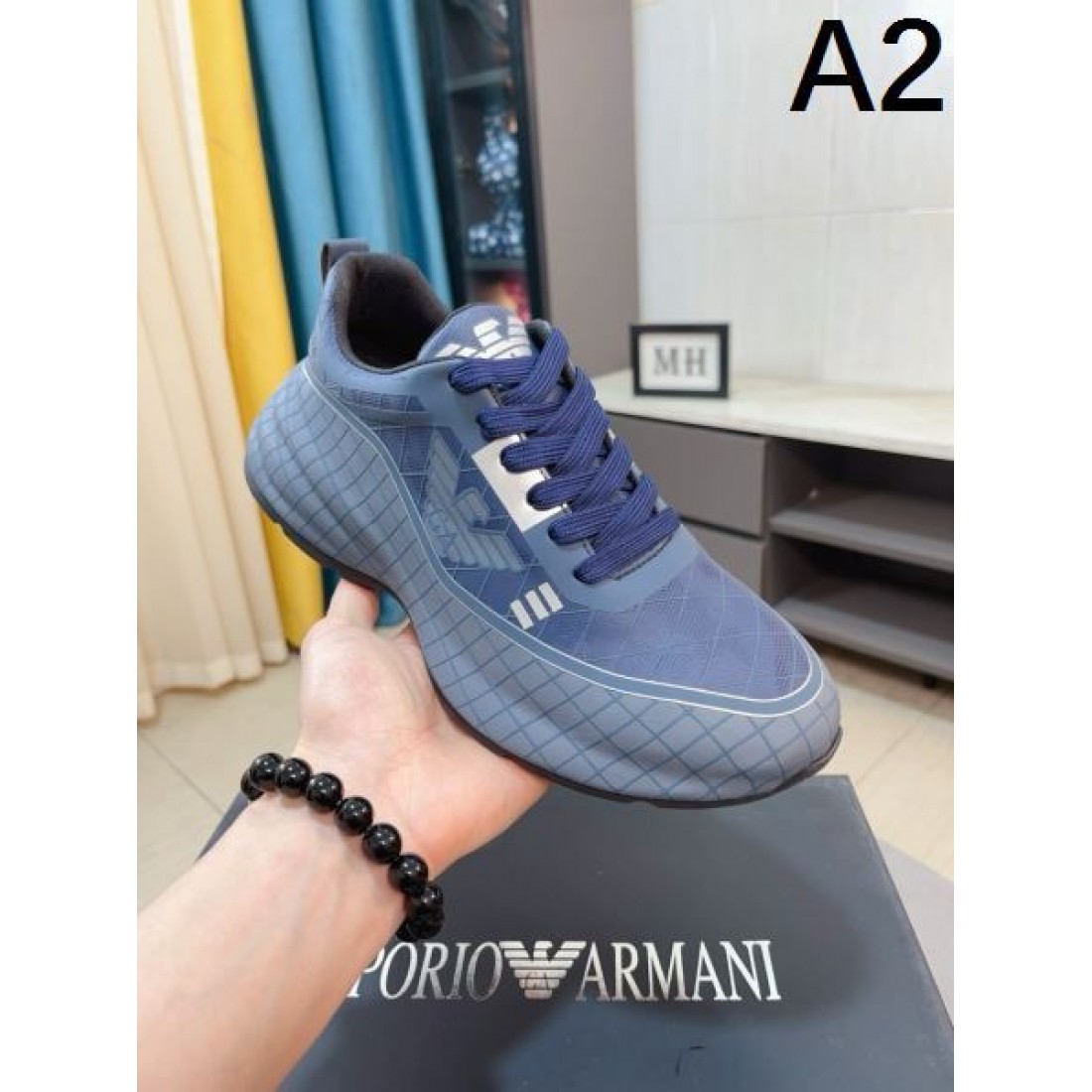 ARMANI アルマーニ コピー カジュアルシューズ トレンド感ある華やかな一足