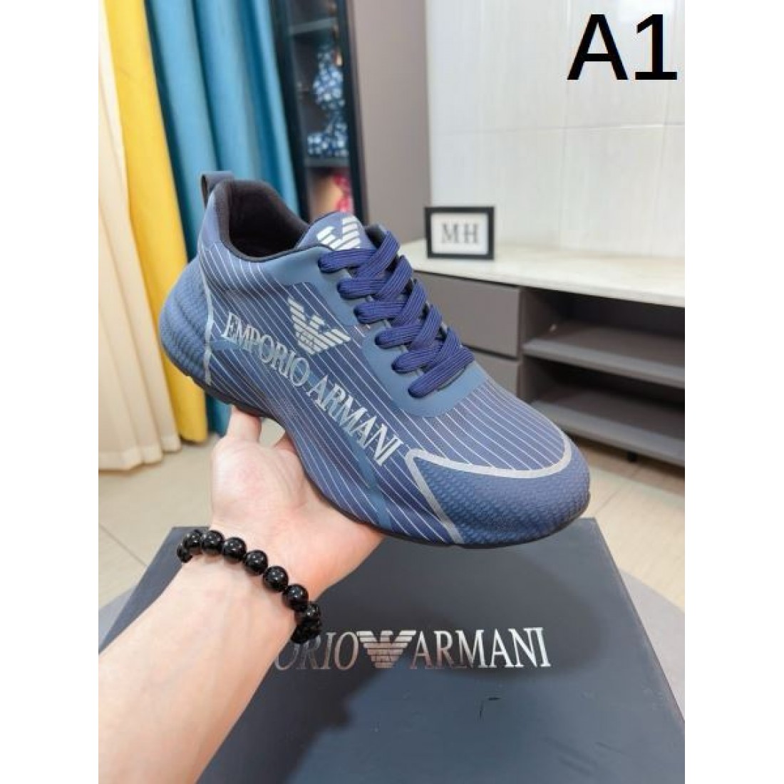 人気沸騰中！おしゃれ新品 ARMANI アルマーニ コピー スニーカー 大人可愛い