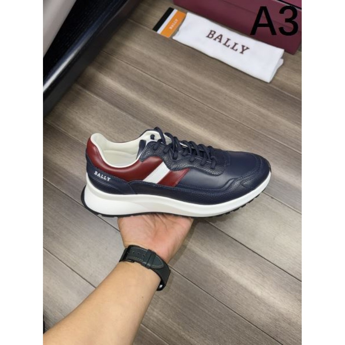  上品な存在感を放つ BALLY バリー コピー スニーカー 快適な履き心地も魅力