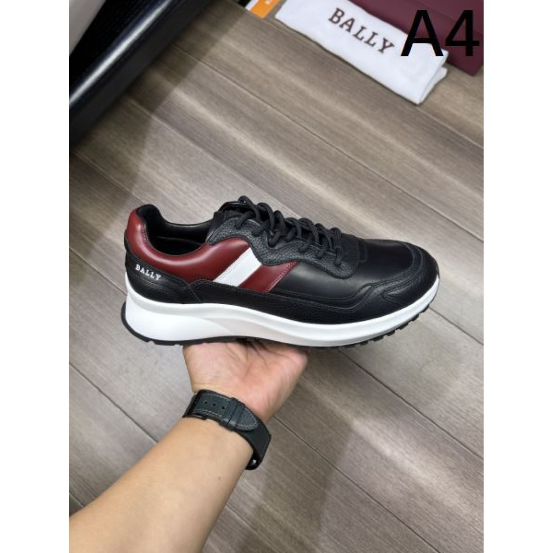  上品な存在感を放つ BALLY バリー コピー スニーカー 快適な履き心地も魅力