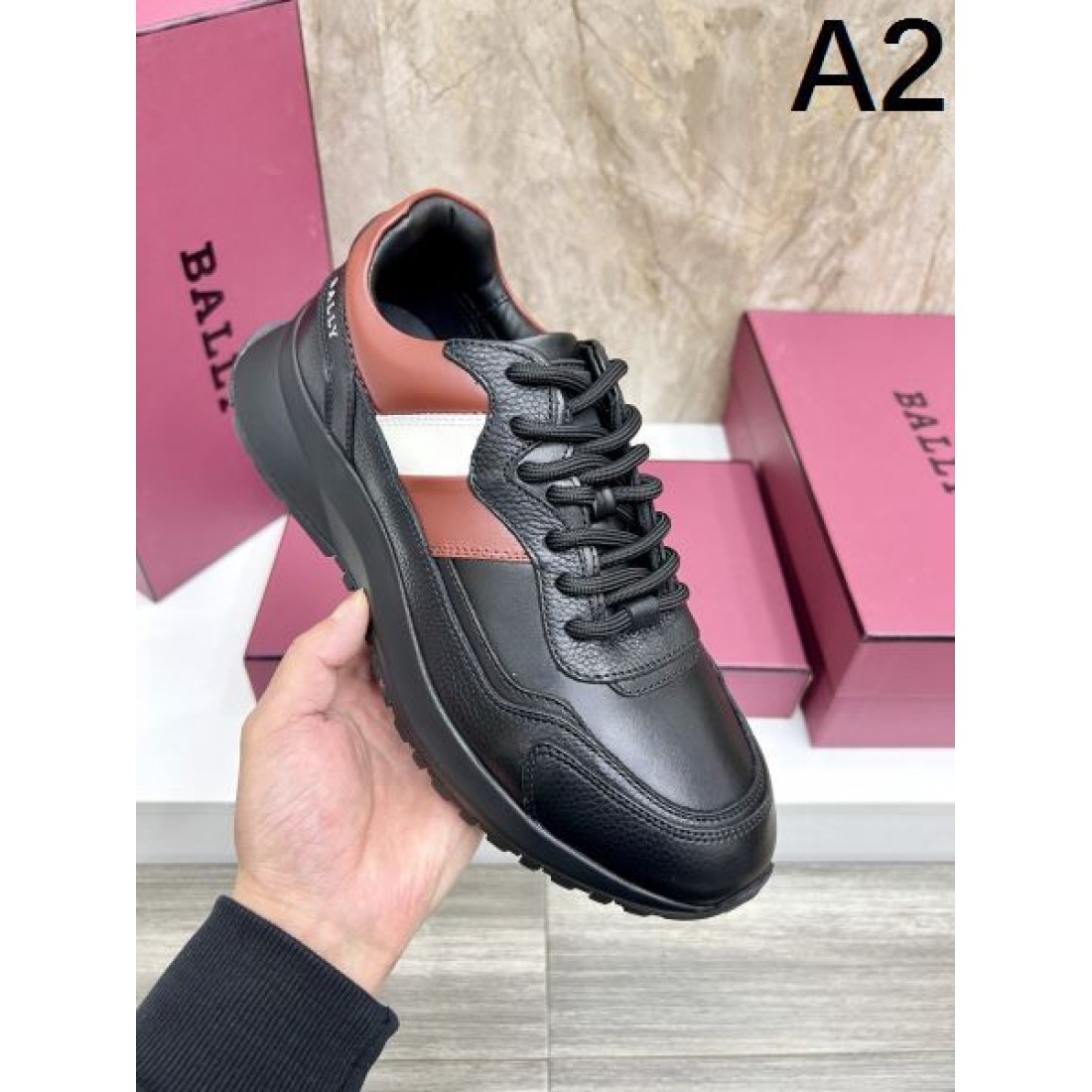 BALLY バリー コピー スニーカー シンプルで高級感漂う大人カジュアルに最適な一足