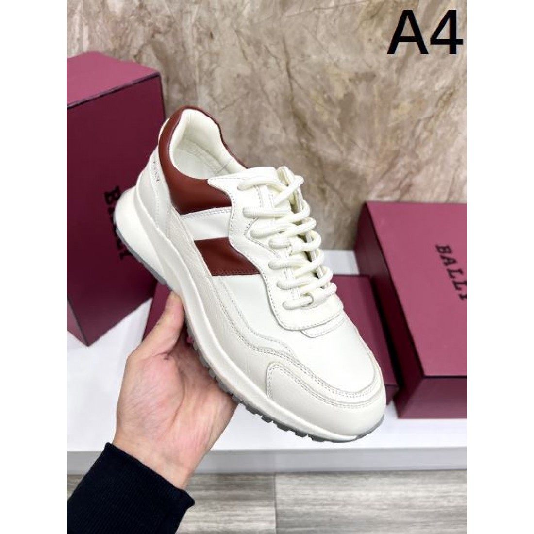 BALLY バリー コピー スニーカー シンプルで高級感漂う大人カジュアルに最適な一足