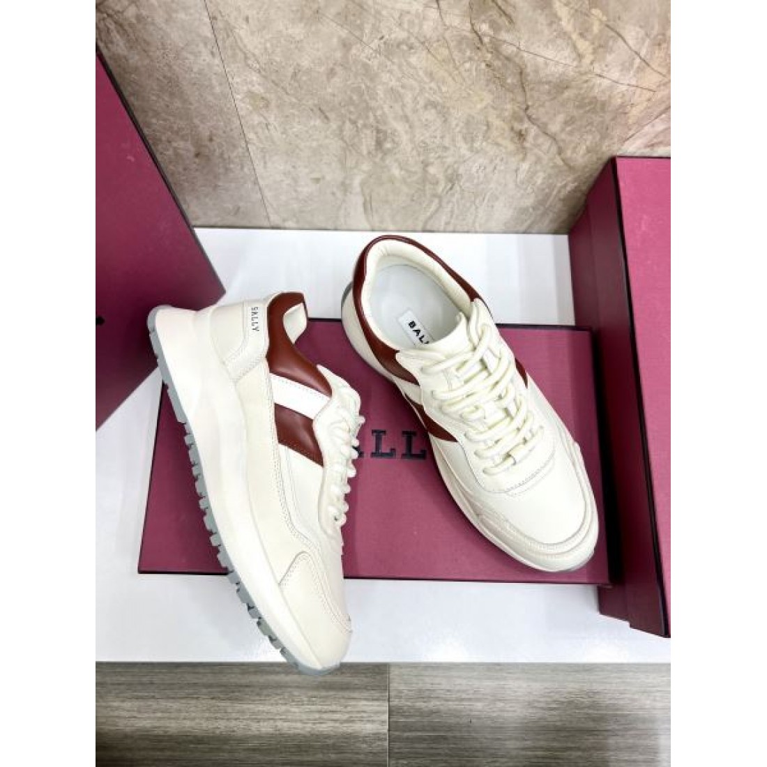 BALLY バリー コピー スニーカー シンプルで高級感漂う大人カジュアルに最適な一足