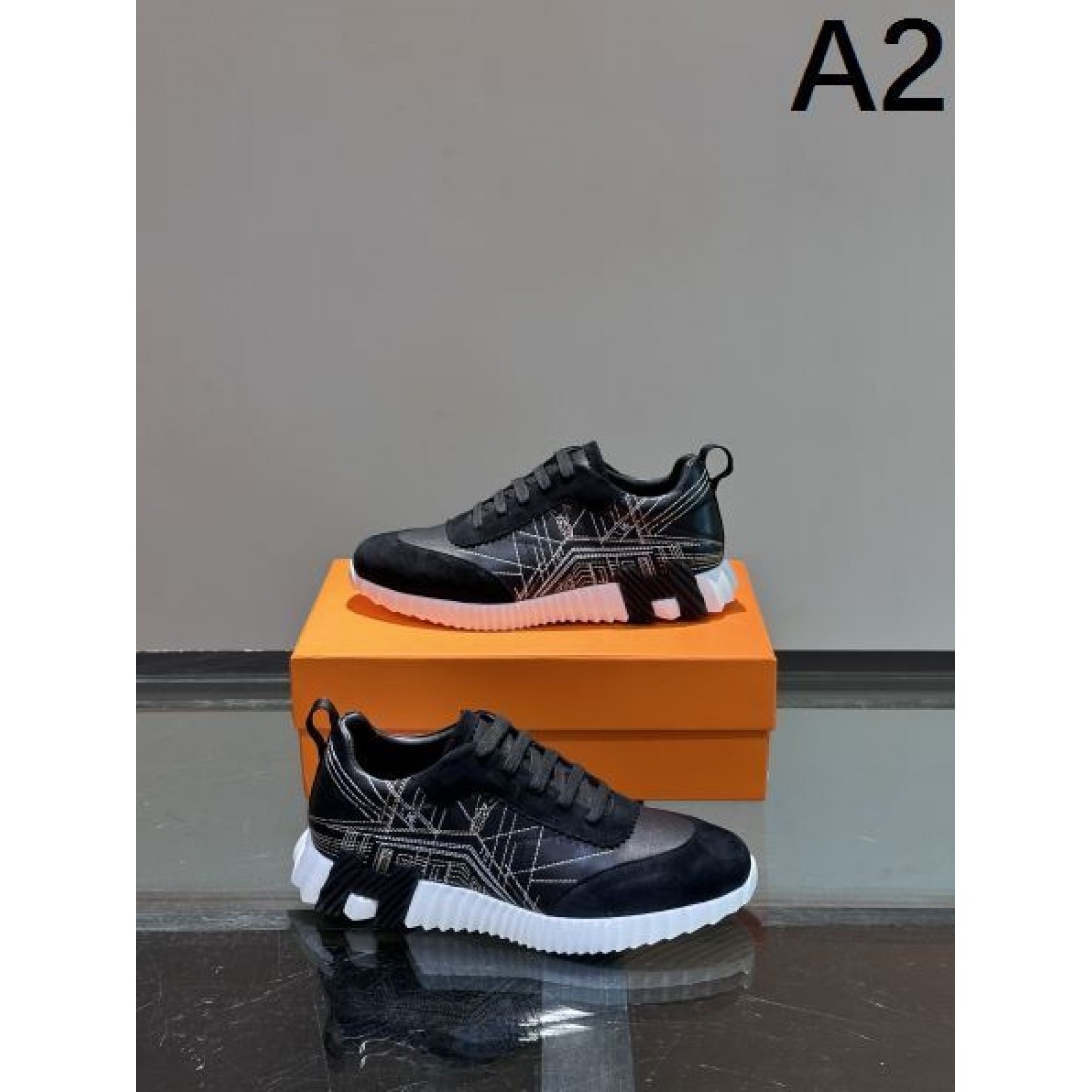 タフで都会的な魅力が光る エルメス コピー スニーカー HERMES 今買いたい注目モデル