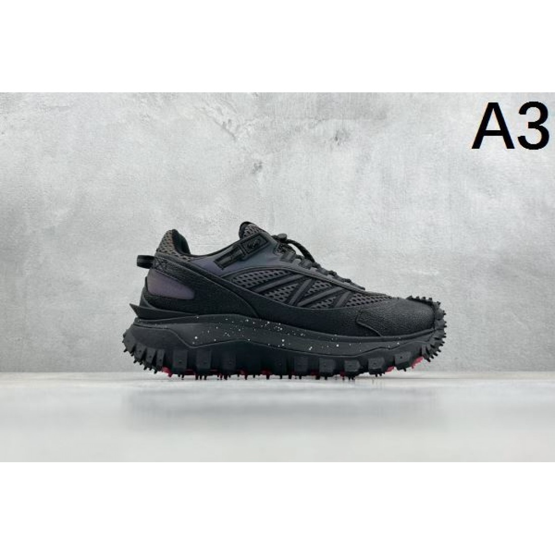 モード感漂う MONCLER モンクレール コピー スニーカー 軽やかで快適な