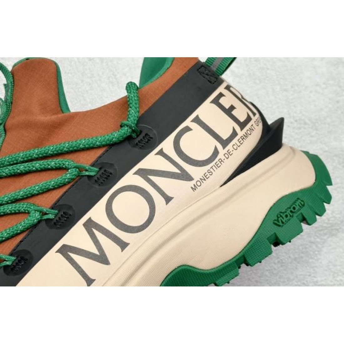 MONCLER モンクレール コピー スニーカー 高機能でスタイリッシュなデザイン