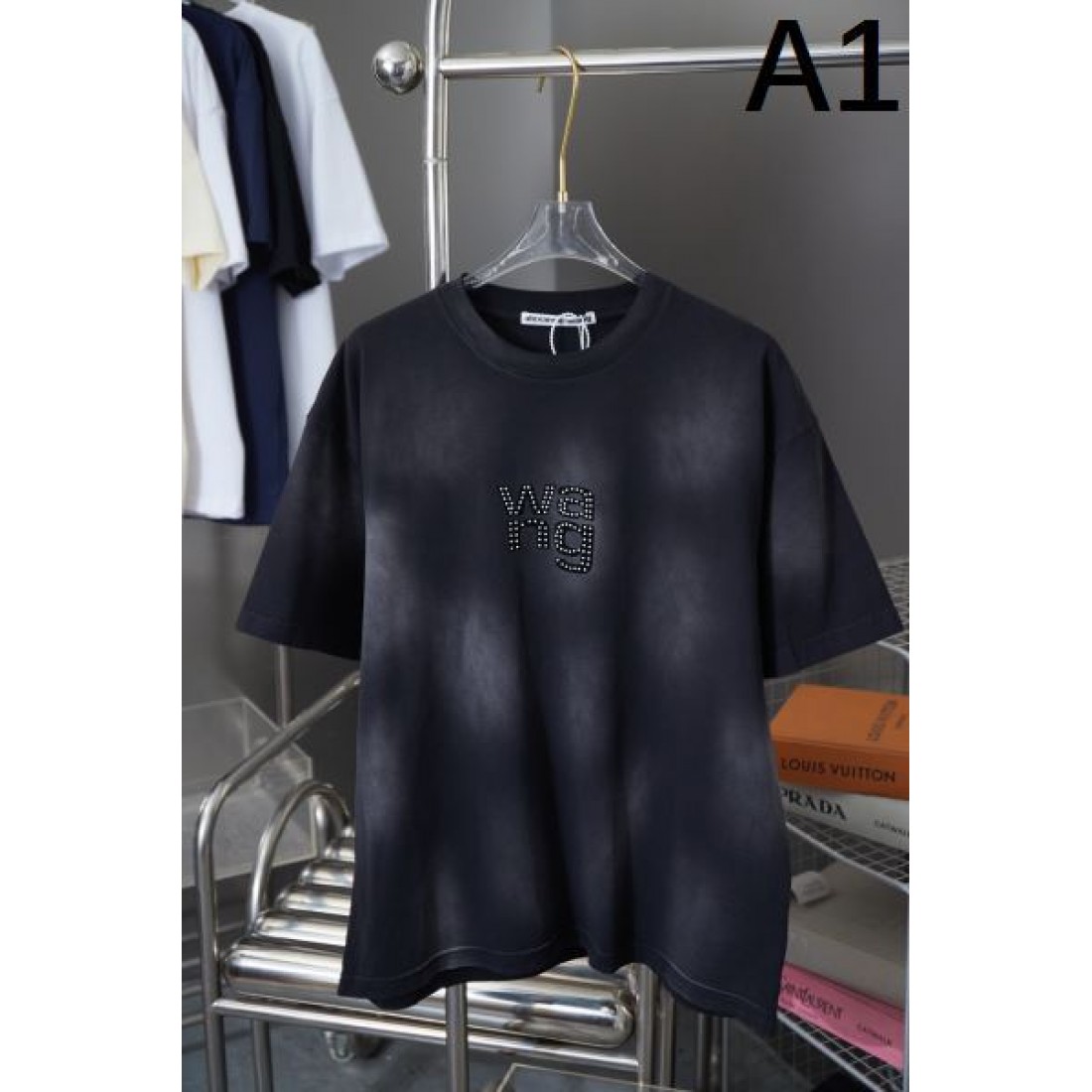 シャープで軽やかな印象の ALEXANDER WANG アレキサンダーワン コピー 半袖Tシャツ