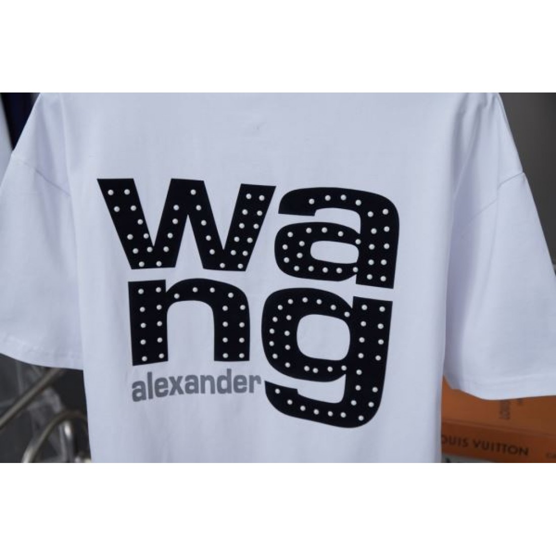 上質感とミニマルさを兼ね備えた アレキサンダーワン コピー 半袖Tシャツ ALEXANDER WANG