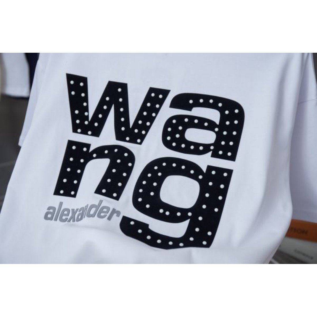 上質感とミニマルさを兼ね備えた アレキサンダーワン コピー 半袖Tシャツ ALEXANDER WANG