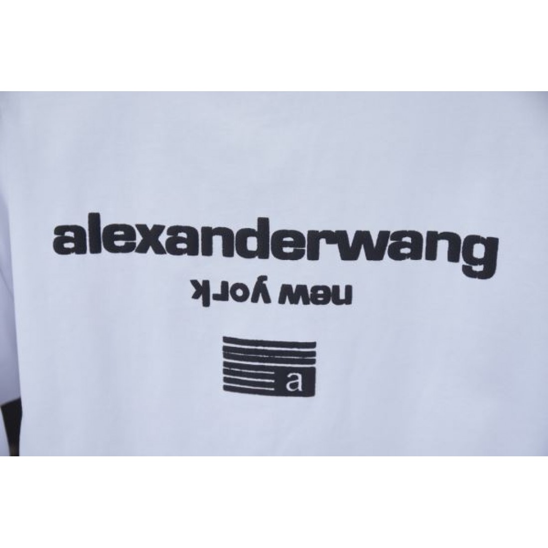 アレキサンダーワン コピー 半袖Tシャツ ALEXANDER WANG スマートで艶やかな仕上がり