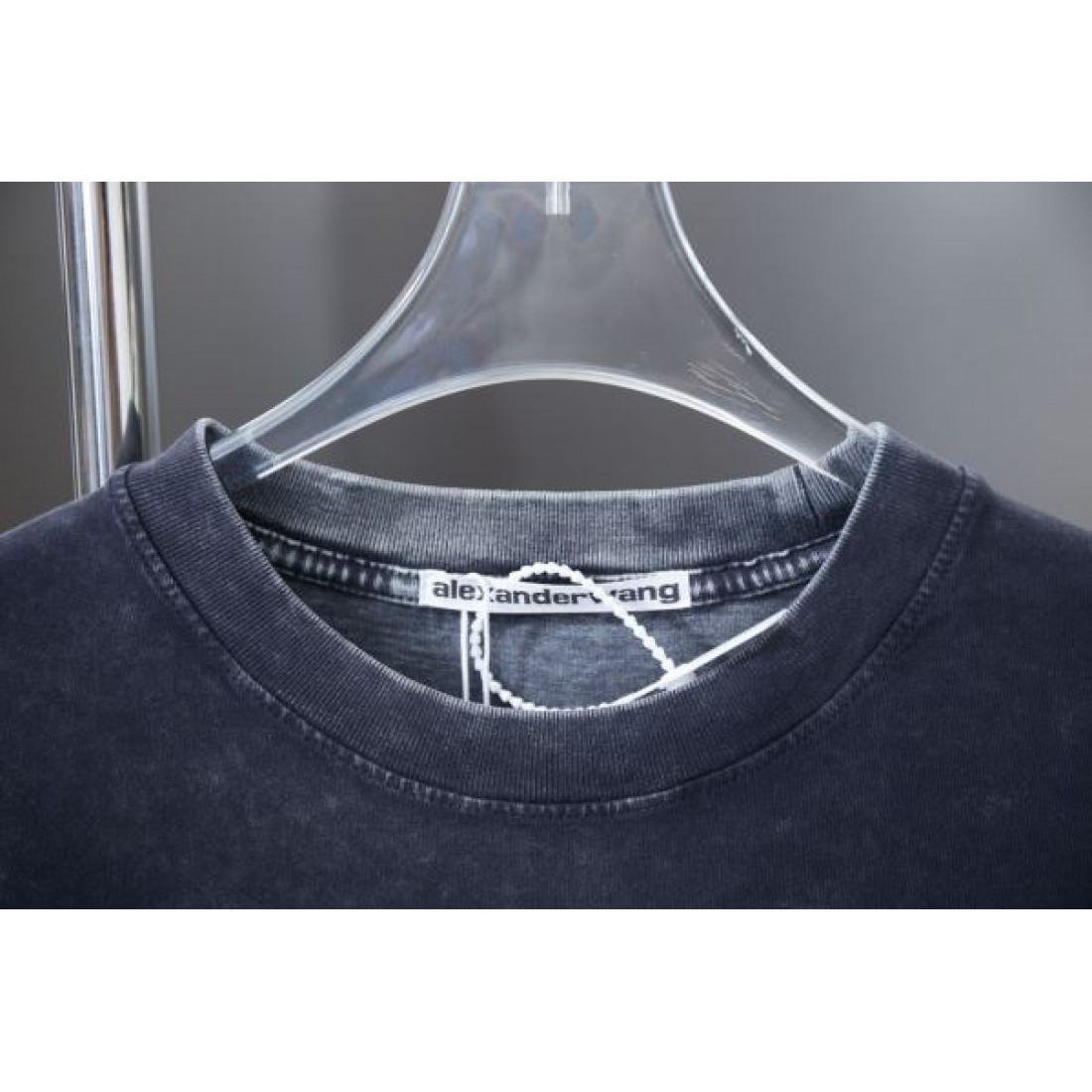 柔らかな質感が魅力の アレキサンダーワン コピー 半袖Tシャツ ALEXANDER WANG