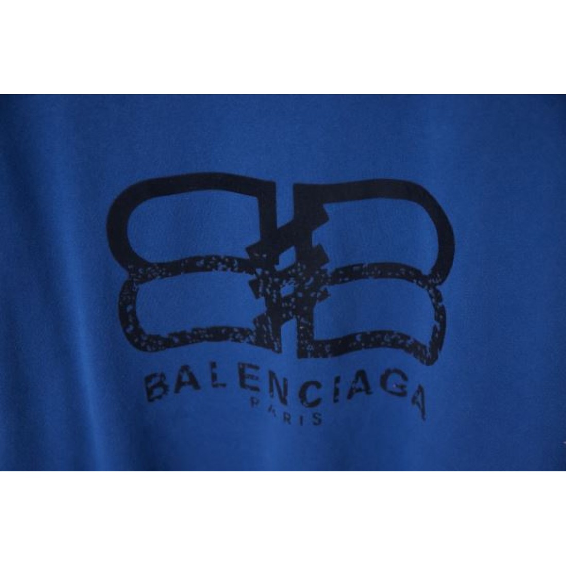 大胆でストリート感あふれる バレンシアガ コピー 半袖Tシャツ BALENCIAGA