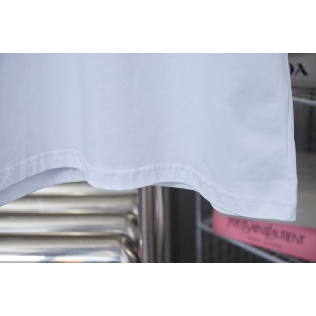 落ち着きと個性を兼ね備えた バレンシアガ コピー 半袖Tシャツ BALENCIAGA