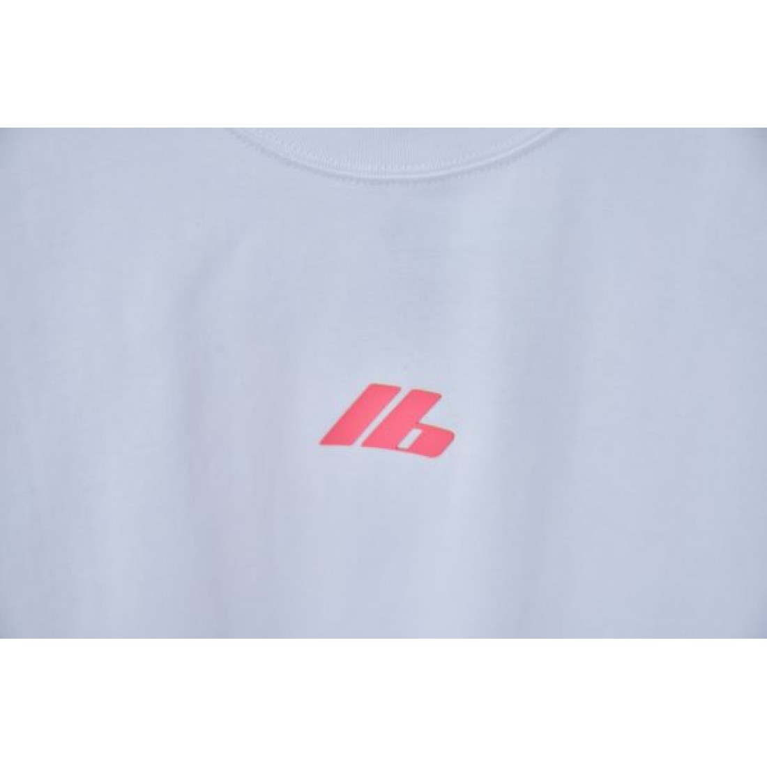 落ち着きと個性を兼ね備えた バレンシアガ コピー 半袖Tシャツ BALENCIAGA