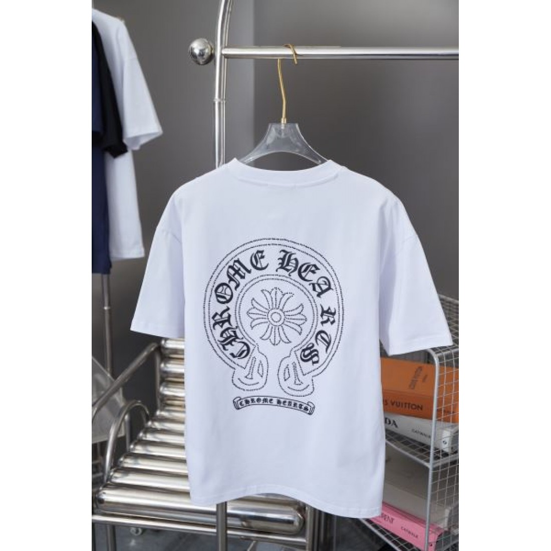 個性を際立たせる CHROME HEARTS クロムハーツ コピー 半袖Tシャツ クールな