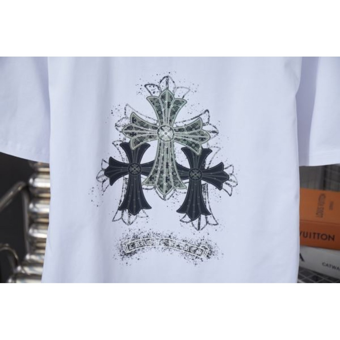  大胆で印象的な CHROME HEARTS クロムハーツ コピー 半袖Tシャツ クロムハーツ