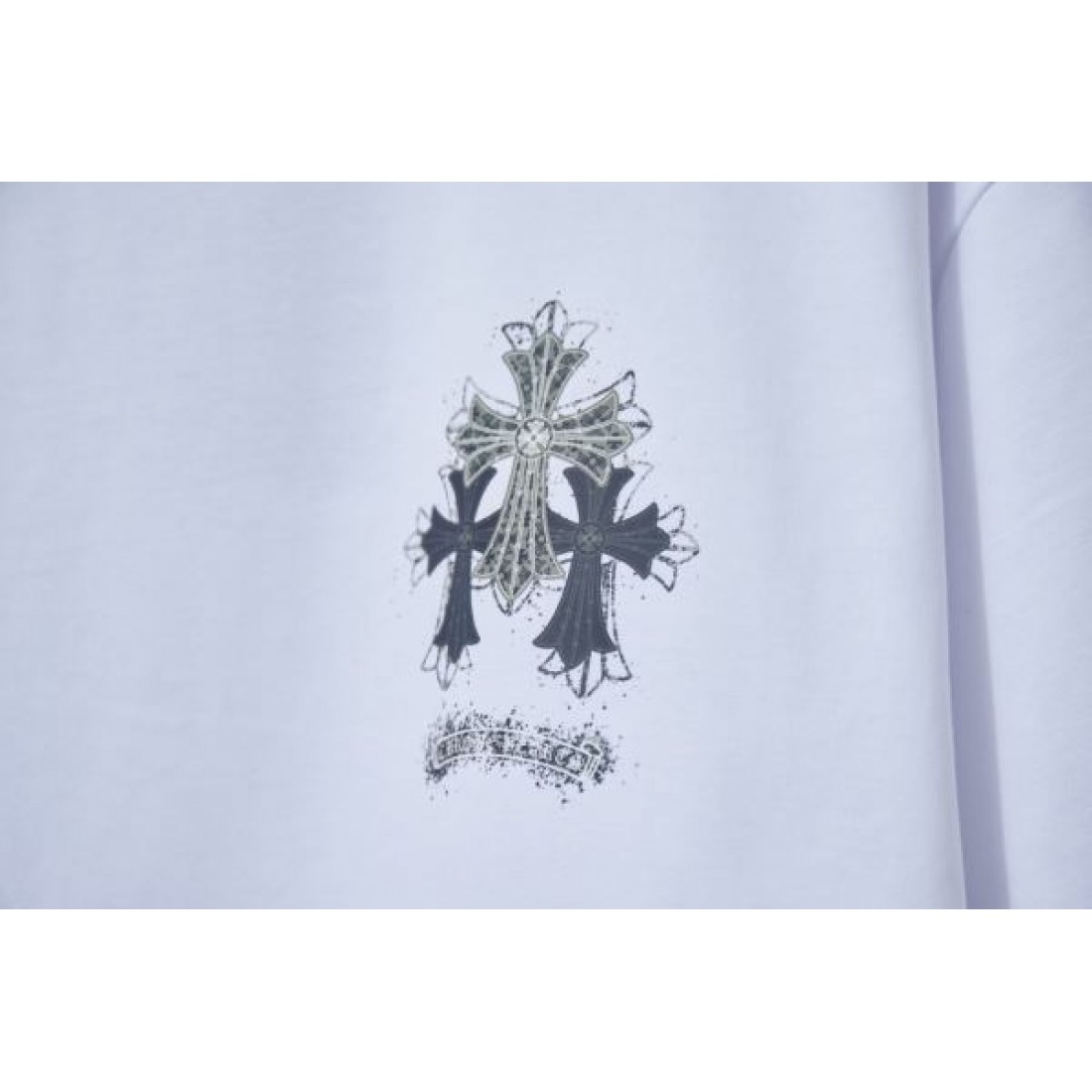  大胆で印象的な CHROME HEARTS クロムハーツ コピー 半袖Tシャツ クロムハーツ