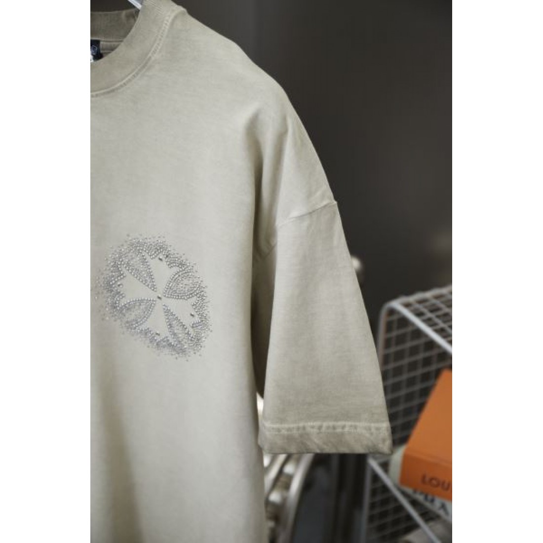 CHROME HEARTS クロムハーツ コピー 半袖Tシャツ 自由と個性を象徴する 逸品