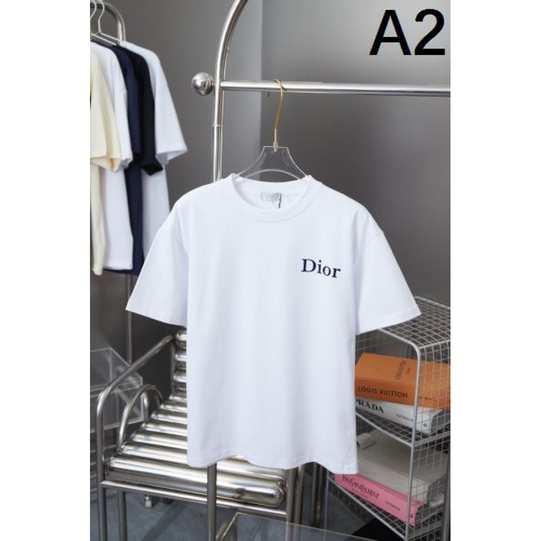 エレガント DIOR ディオール コピー 半袖Tシャツ ラグジュアリーな