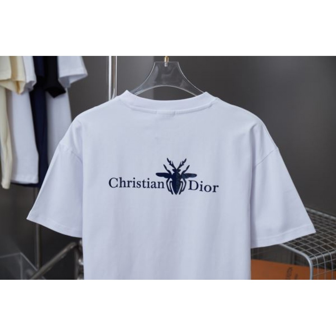 エレガント DIOR ディオール コピー 半袖Tシャツ ラグジュアリーな