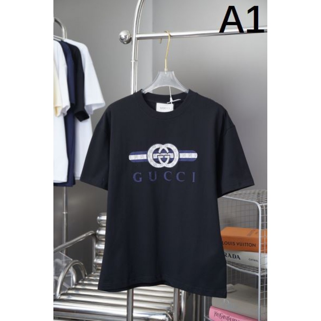 デイリー使いに実用性抜群 GUCCI グッチ コピー 半袖Tシャツ 引き続き注目のスタイル