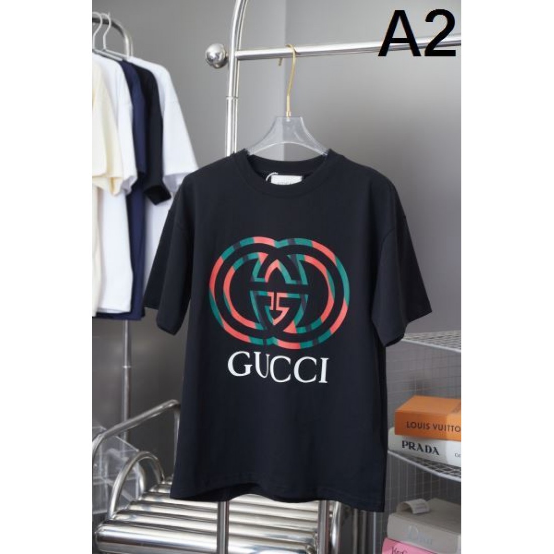 春夏新作コレクション GUCCI グッチ コピー 半袖Tシャツ 夏に映えるアイテム