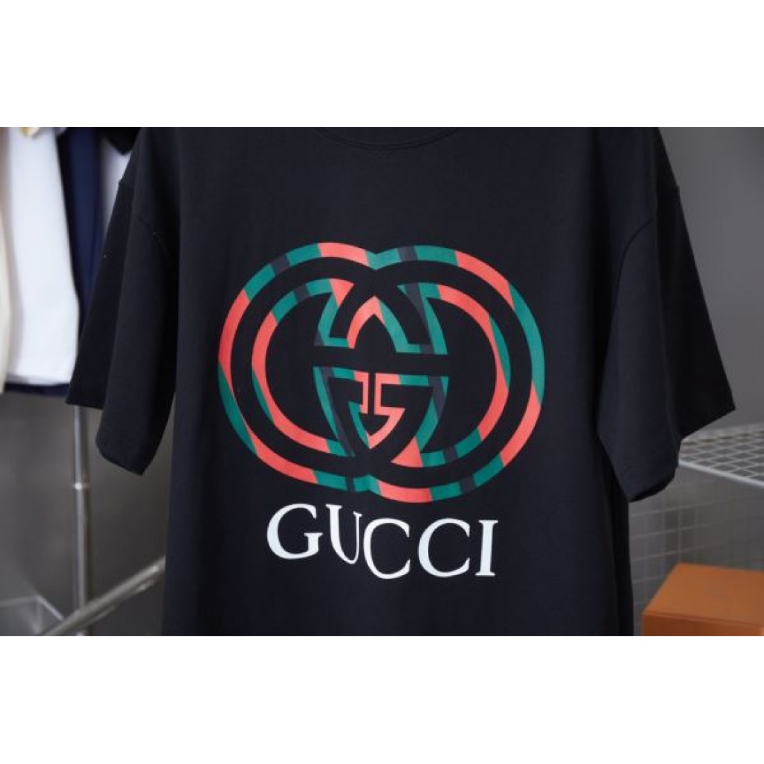 春夏新作コレクション GUCCI グッチ コピー 半袖Tシャツ 夏に映えるアイテム