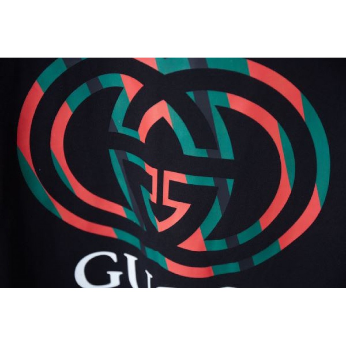 春夏新作コレクション GUCCI グッチ コピー 半袖Tシャツ 夏に映えるアイテム