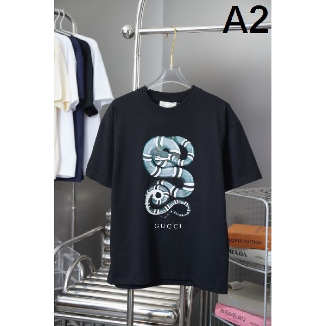 爽やかでファッショナブルな GUCCI グッチ コピー 半袖Tシャツ 個性