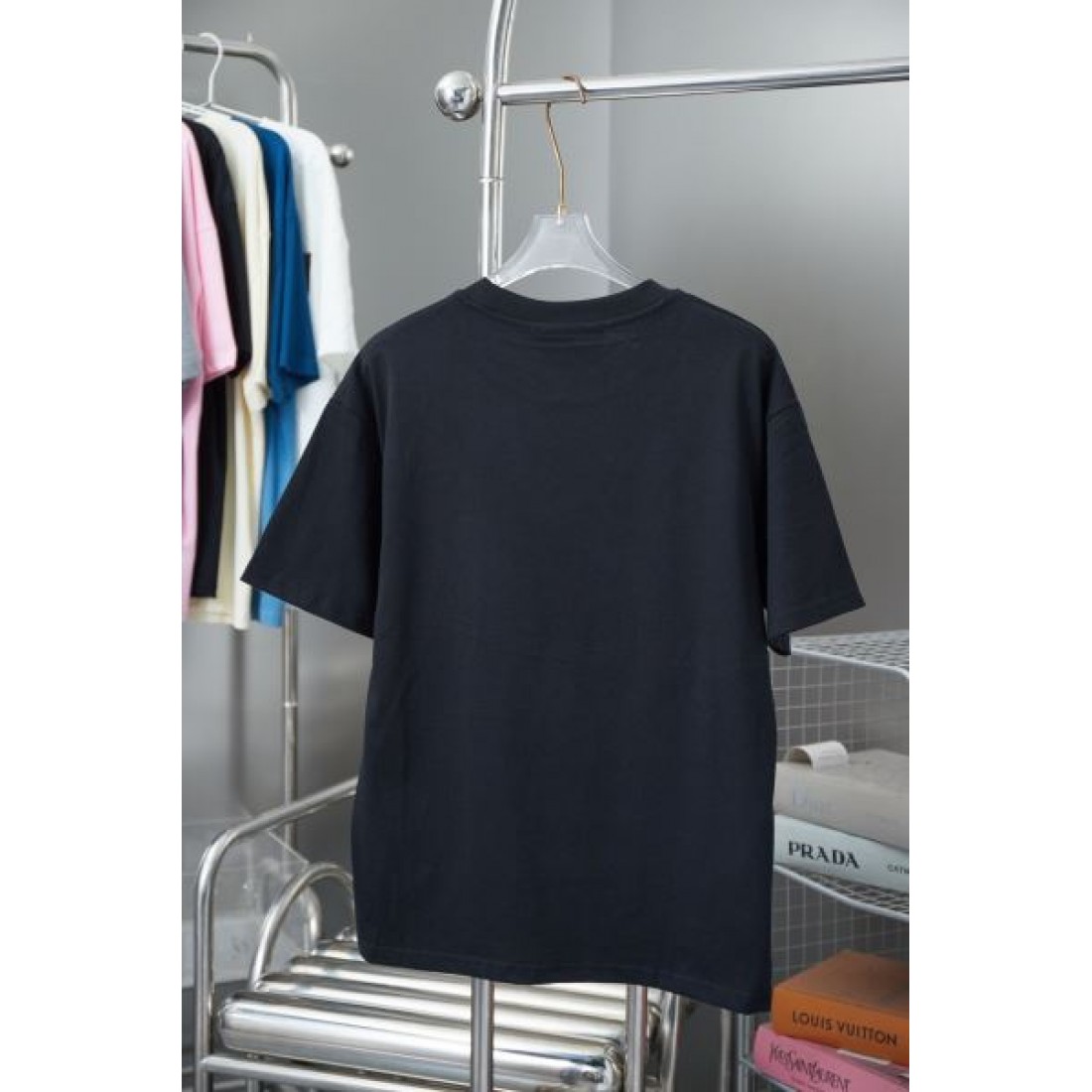 ストリート感と品格が融合した ジバンシィ コピー 半袖Tシャツ GIVENCHY
