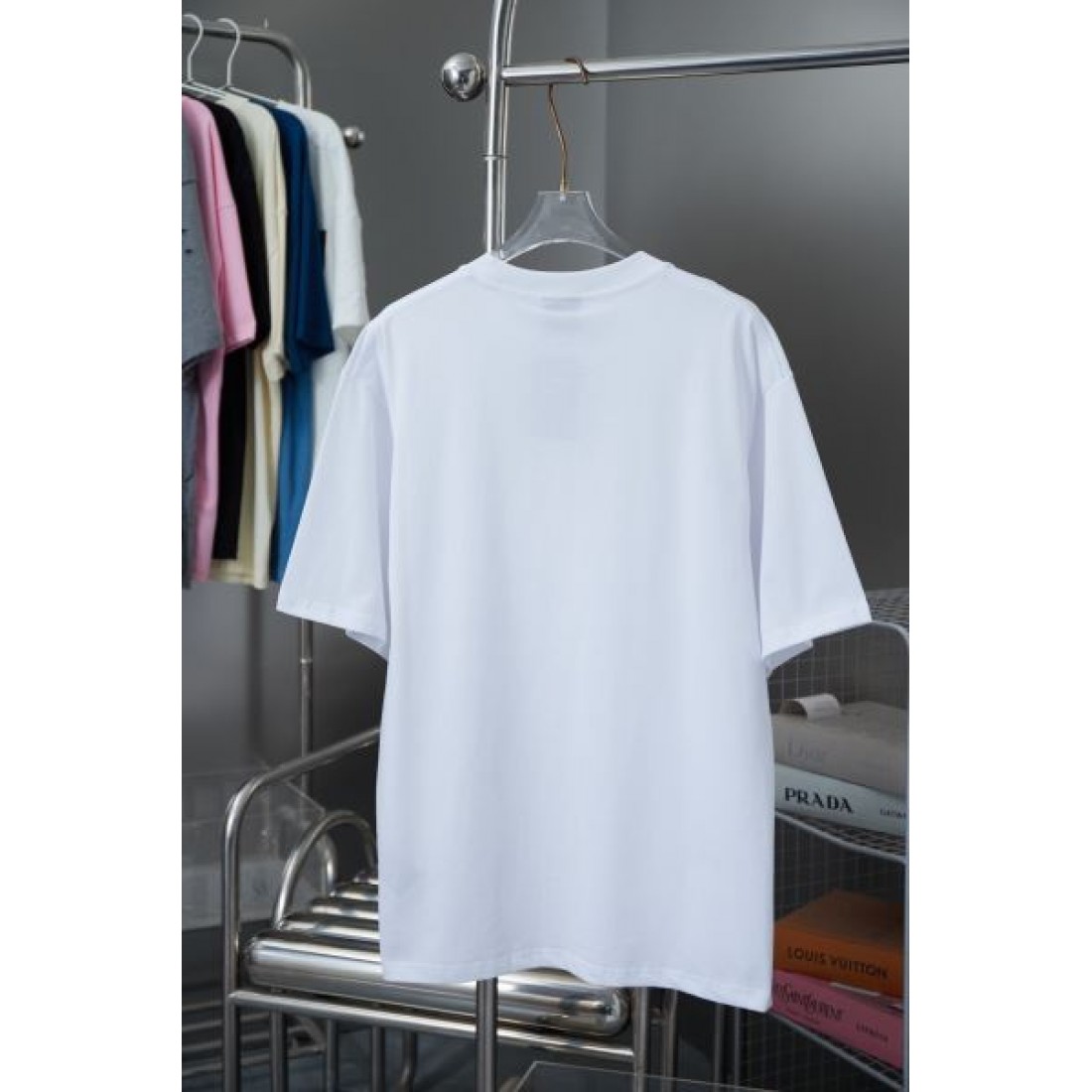 こだわり抜かれた逸品 LOEWE ロエベ コピー 半袖Tシャツ 美しいシルエット
